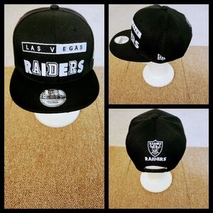 LAS VEGAS RAIDERS NFL FOOTBALL SNAPBACK HAT.